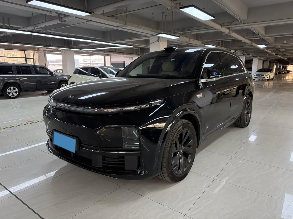2023 Li L7 Range Extended 154HP REEV 40.9KWH,autocango,china used car exporter,china ev exporter,chinese used car exporter,chinese used ev exporter