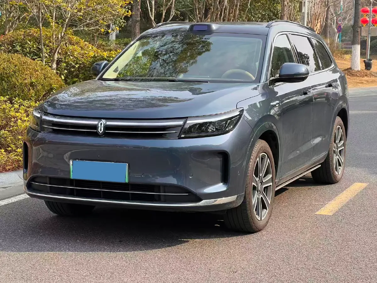 2024 AITO AITO M7 1.5T 152HP L4 REEV 42KWH,autocango,china used car exporter,china ev exporter,chinese used car exporter,chinese used ev exporter