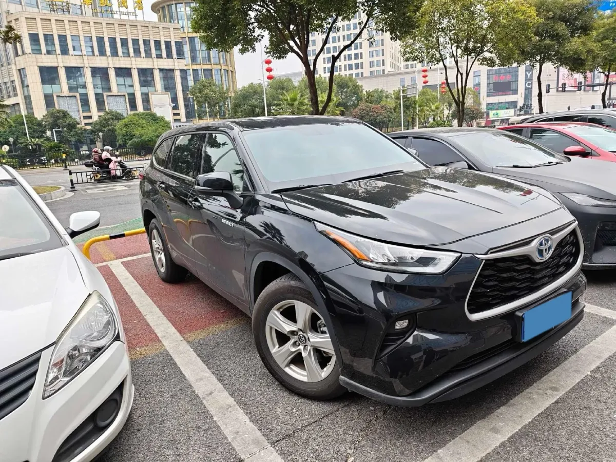 2023 Toyota Highlander 2.5L 189HP L4 E-CVT Hybrid,autocango,china used car exporter,china ev exporter,chinese used car exporter,chinese used ev exporter