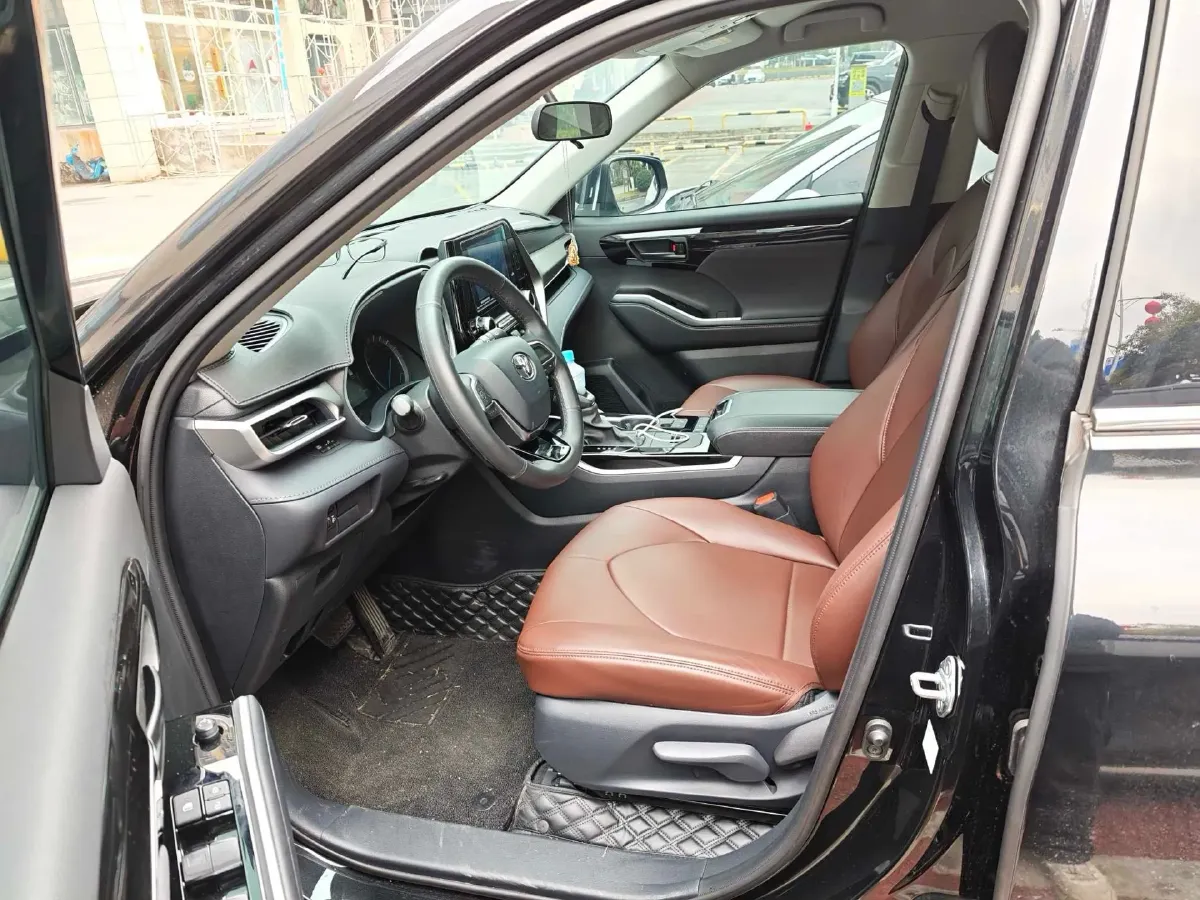 2023 Toyota Highlander 2.5L 189HP L4 E-CVT Hybrid,autocango,china used car exporter,china ev exporter,chinese used car exporter,chinese used ev exporter