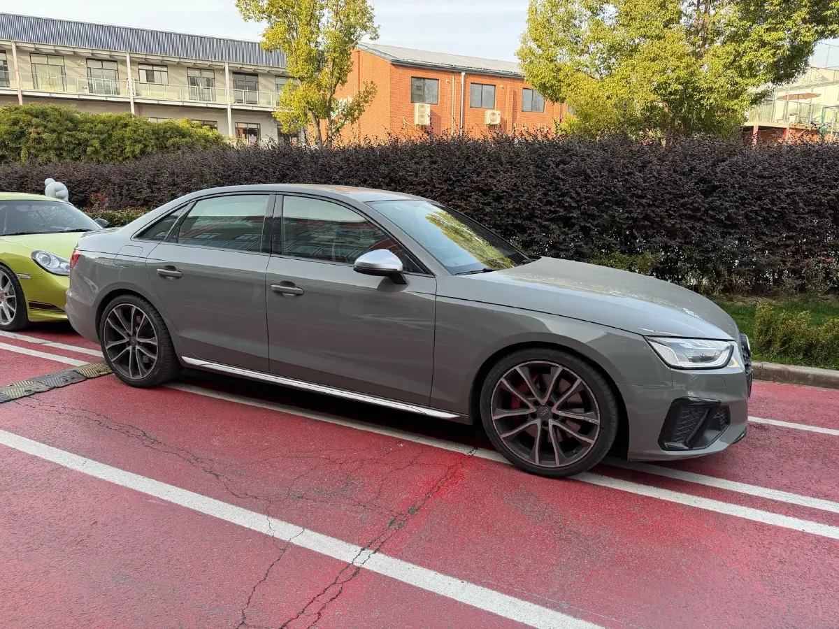 2020 Audi S4 3.0T 354HP V6 8AT,autocango,china used car exporter,china ev exporter,chinese used car exporter,chinese used ev exporter