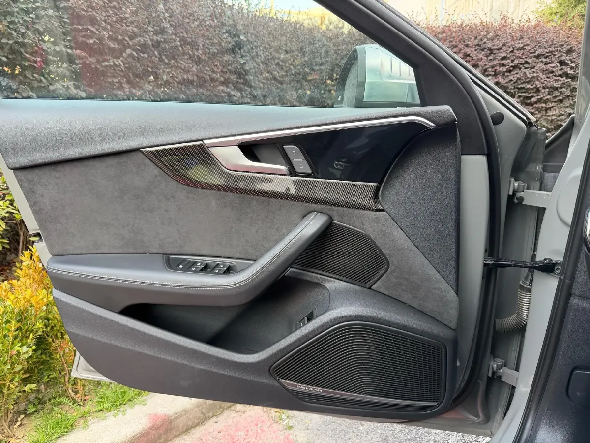 2020 Audi S4 3.0T 354HP V6 8AT,autocango,china used car exporter,china ev exporter,chinese used car exporter,chinese used ev exporter