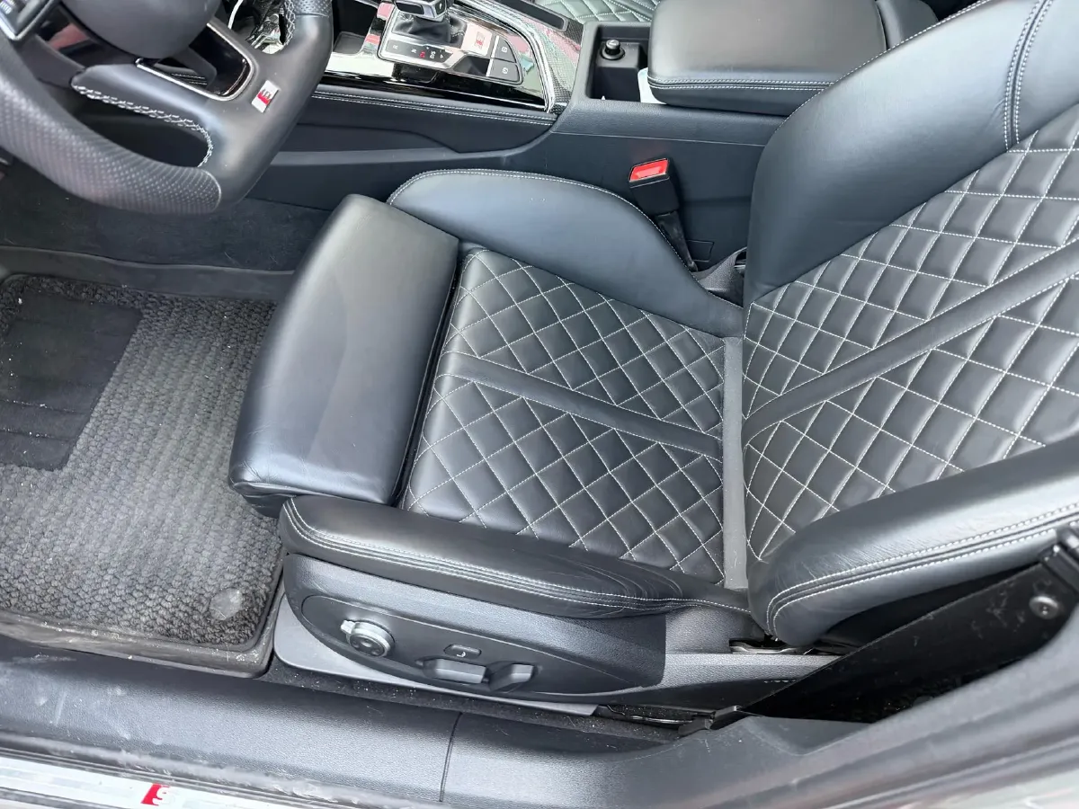 2020 Audi S4 3.0T 354HP V6 8AT,autocango,china used car exporter,china ev exporter,chinese used car exporter,chinese used ev exporter