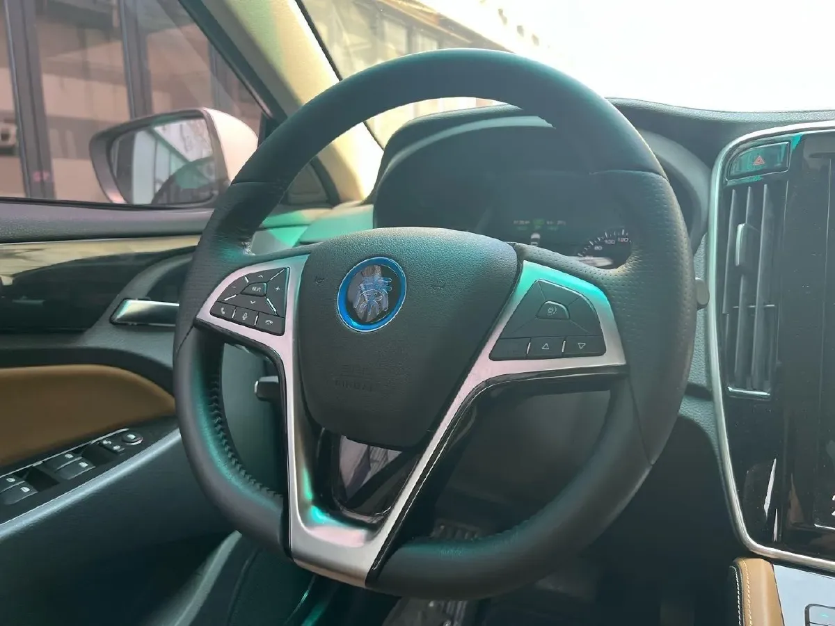 2017 Geely Emgrand 1.5L 103HP L4 E-CVT PHEV 11.3KWH,autocango,china used car exporter,china ev exporter,chinese used car exporter,chinese used ev exporter