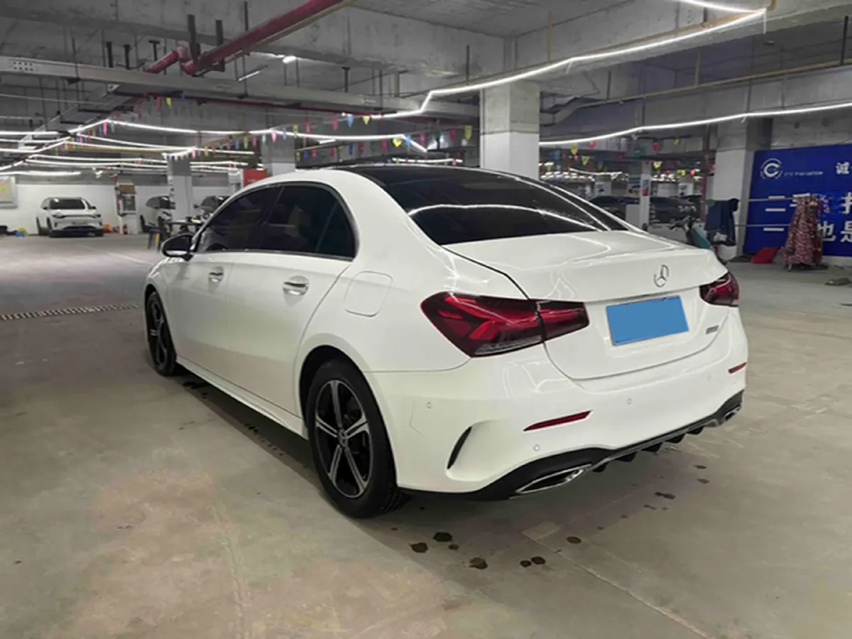 2022 Mercedes-Benz A Class 1.3T 163HP L4 7DCT,autocango,china used car exporter,china ev exporter,chinese used car exporter,chinese used ev exporter