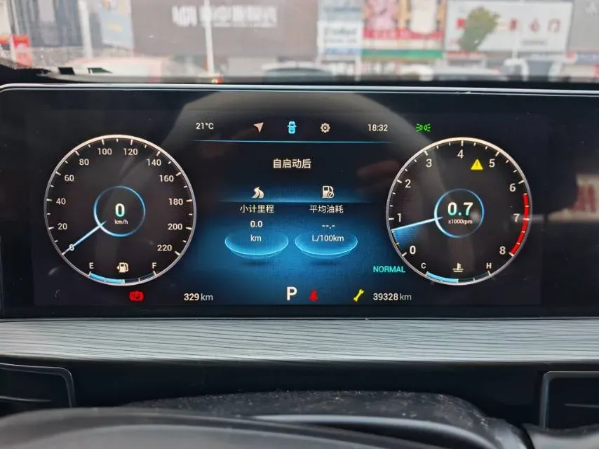 2022 Chery Tiggo 8 Plus 1.6T 197HP L4 7DCT,autocango,china used car exporter,china ev exporter,chinese used car exporter,chinese used ev exporter