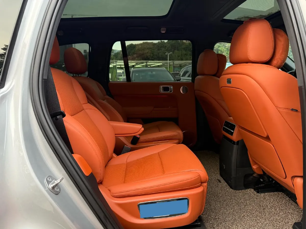 2022 Li L9 Range Extended 154HP REEV 42.6KWH,autocango,china used car exporter,china ev exporter,chinese used car exporter,chinese used ev exporter