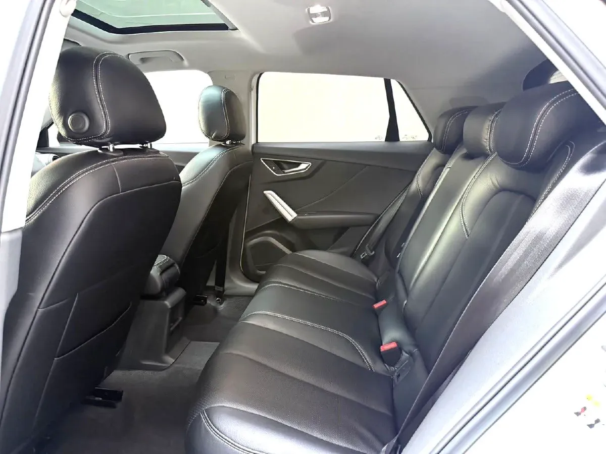 2021 Audi Q2L 1.4T 150HP L4 7DCT,autocango,china used car exporter,china ev exporter,chinese used car exporter,chinese used ev exporter