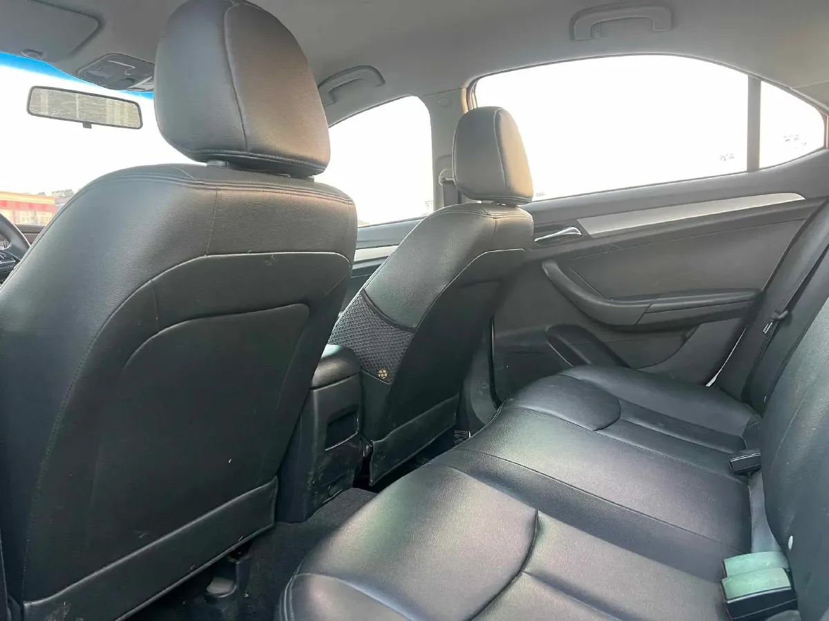 2017 Roewe 360 1.5L 109HP L4 4AT,autocango,china used car exporter,china ev exporter,chinese used car exporter,chinese used ev exporter