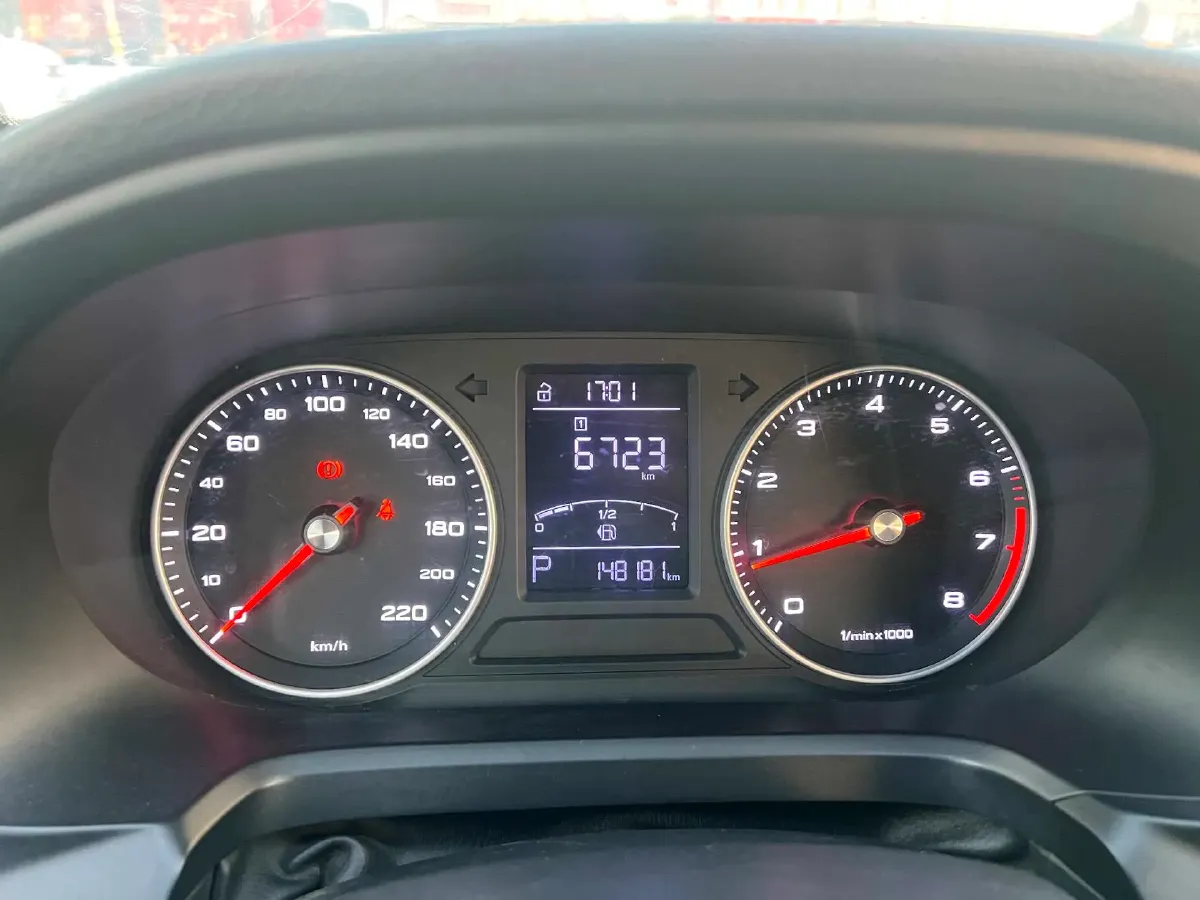 2017 Roewe 360 1.5L 109HP L4 4AT,autocango,china used car exporter,china ev exporter,chinese used car exporter,chinese used ev exporter