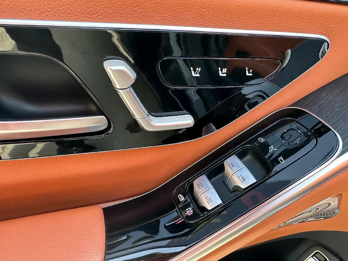 2022 Mercedes-Benz S Class 2.5T 313HP L6 9AT,autocango,china used car exporter,china ev exporter,chinese used car exporter,chinese used ev exporter