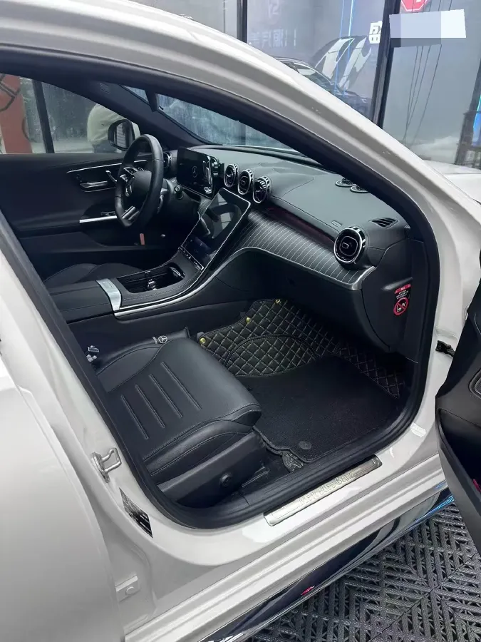 2024 Mercedes-Benz C Class 1.5T 170HP L4 9AT,autocango,china used car exporter,china ev exporter,chinese used car exporter,chinese used ev exporter