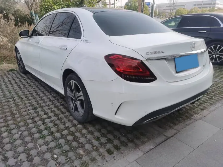 2021 Mercedes-Benz C Class 1.5T 184HP L4 9AT,autocango,china used car exporter,china ev exporter,chinese used car exporter,chinese used ev exporter