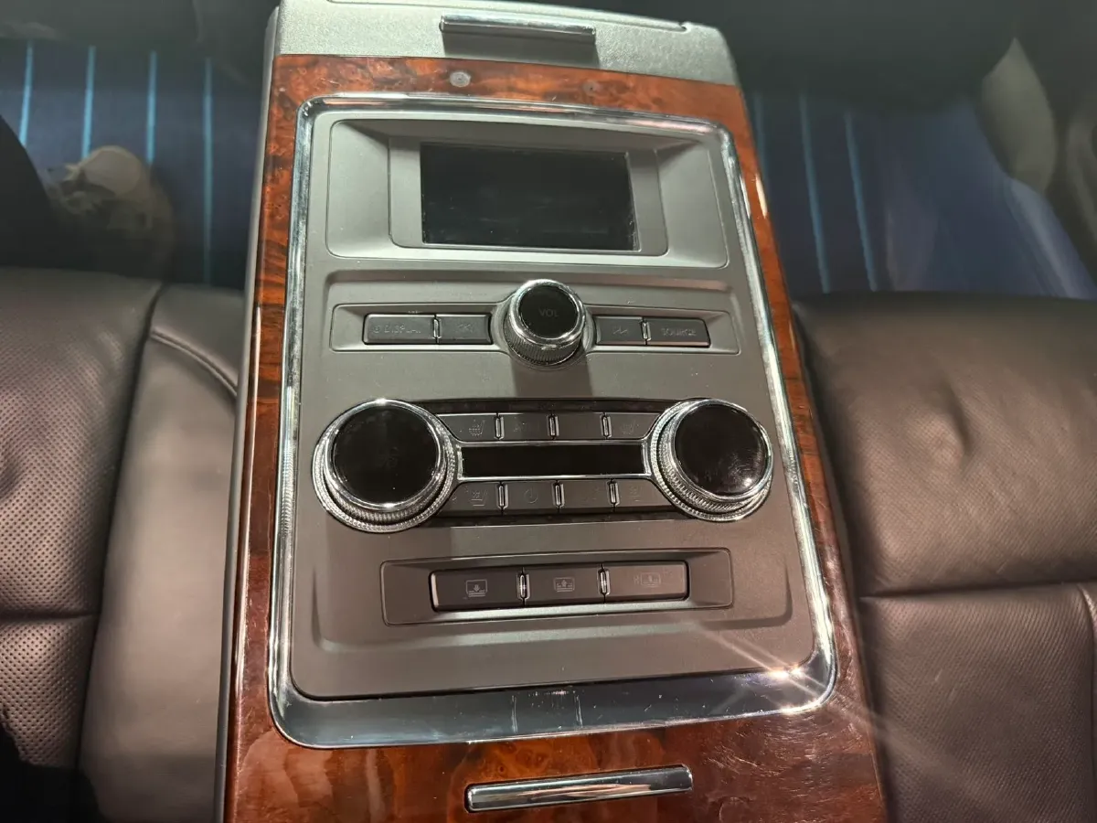 2017 Lincoln Continental 2.0T 261HP L4 6AT,autocango,china used car exporter,china ev exporter,chinese used car exporter,chinese used ev exporter