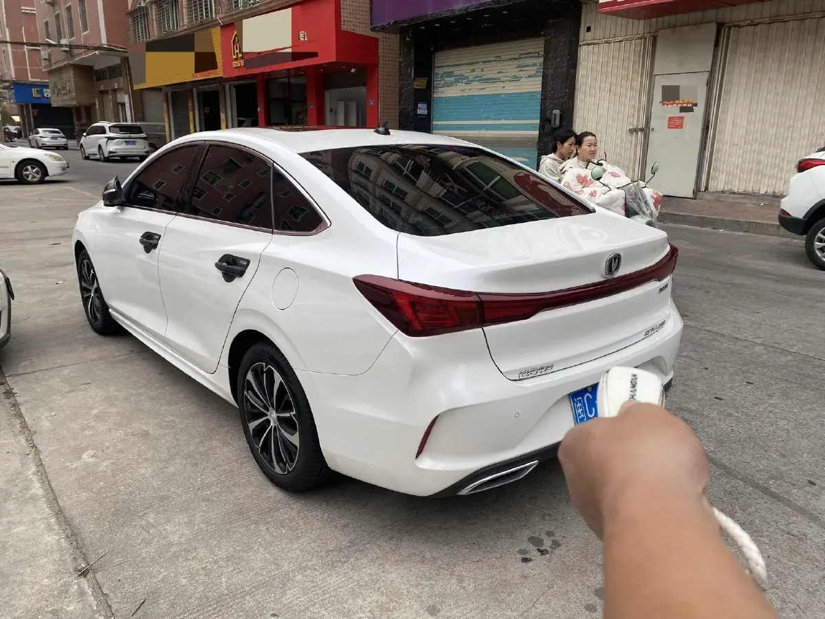 2021 ChangAn Eado 1.4T 160HP L4 7DCT,autocango,china used car exporter,china ev exporter,chinese used car exporter,chinese used ev exporter