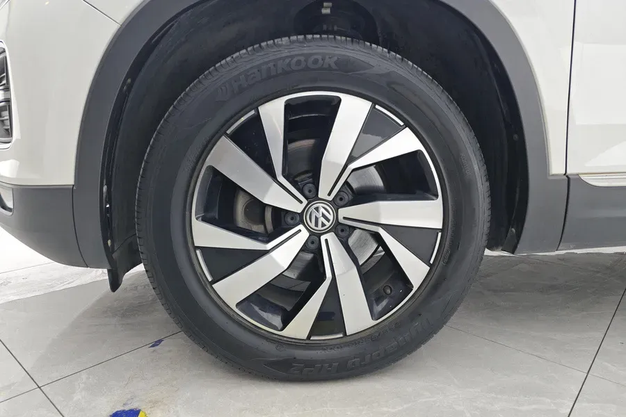 2020 Volkswagen Tayron 2.0T 186HP L4 7DCT,autocango,china used car exporter,china ev exporter,chinese used car exporter,chinese used ev exporter