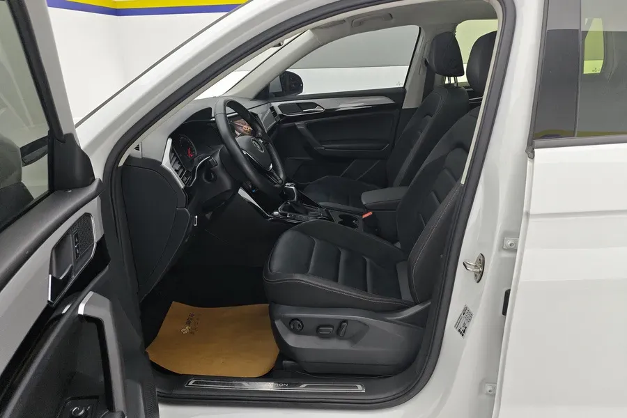 2020 Volkswagen Tayron 2.0T 186HP L4 7DCT,autocango,china used car exporter,china ev exporter,chinese used car exporter,chinese used ev exporter