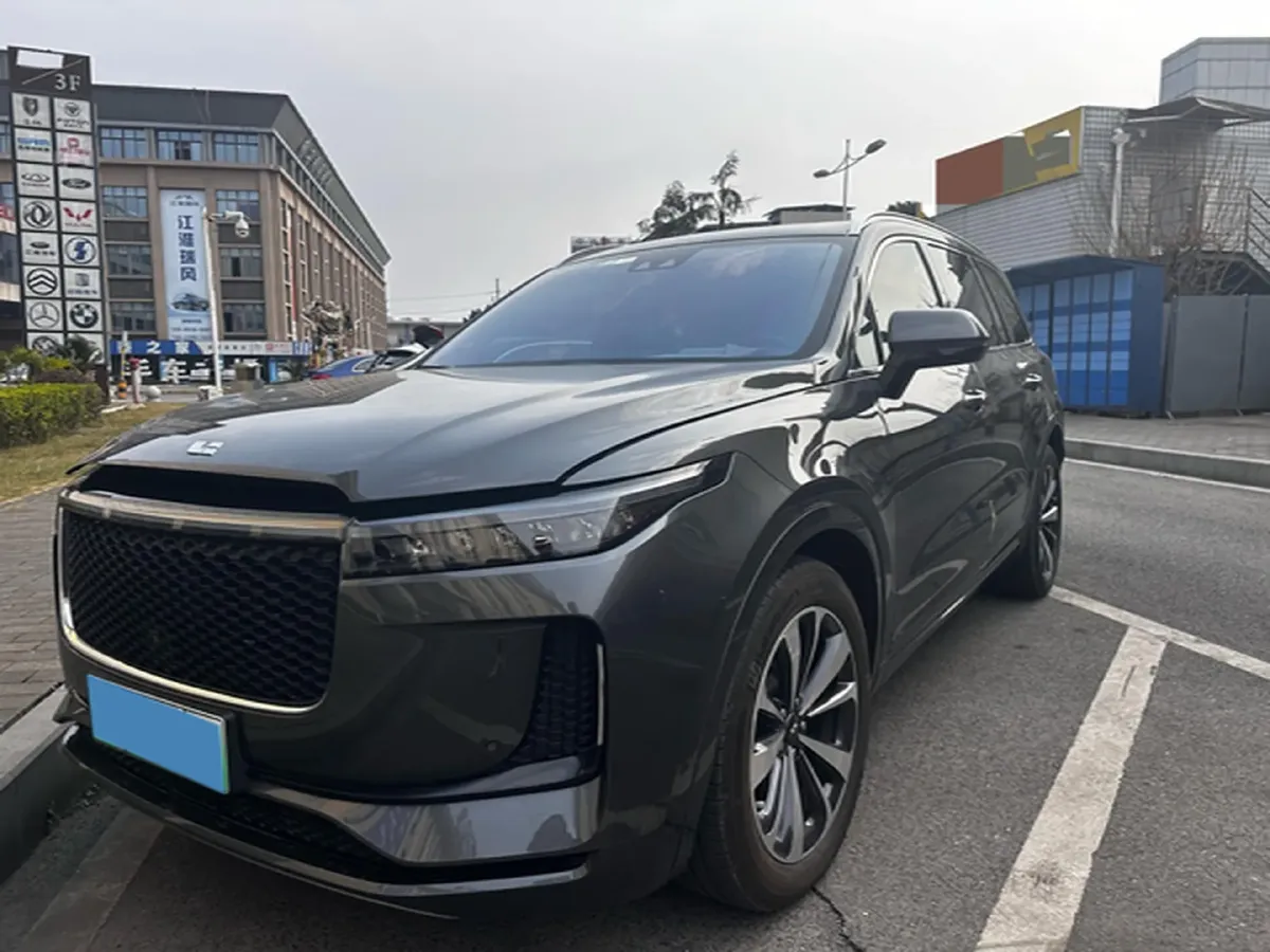 2020 Li ONE Range Extended 131HP REEV 40.5KWH,autocango,china used car exporter,china ev exporter,chinese used car exporter,chinese used ev exporter