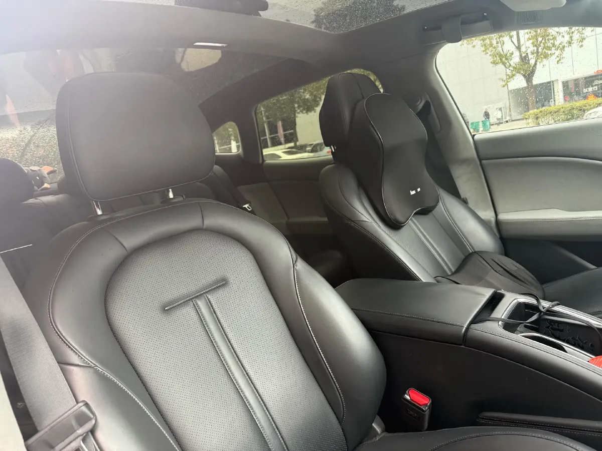 2024 Zeekr 007 BEV 75KWH,autocango,china used car exporter,china ev exporter,chinese used car exporter,chinese used ev exporter