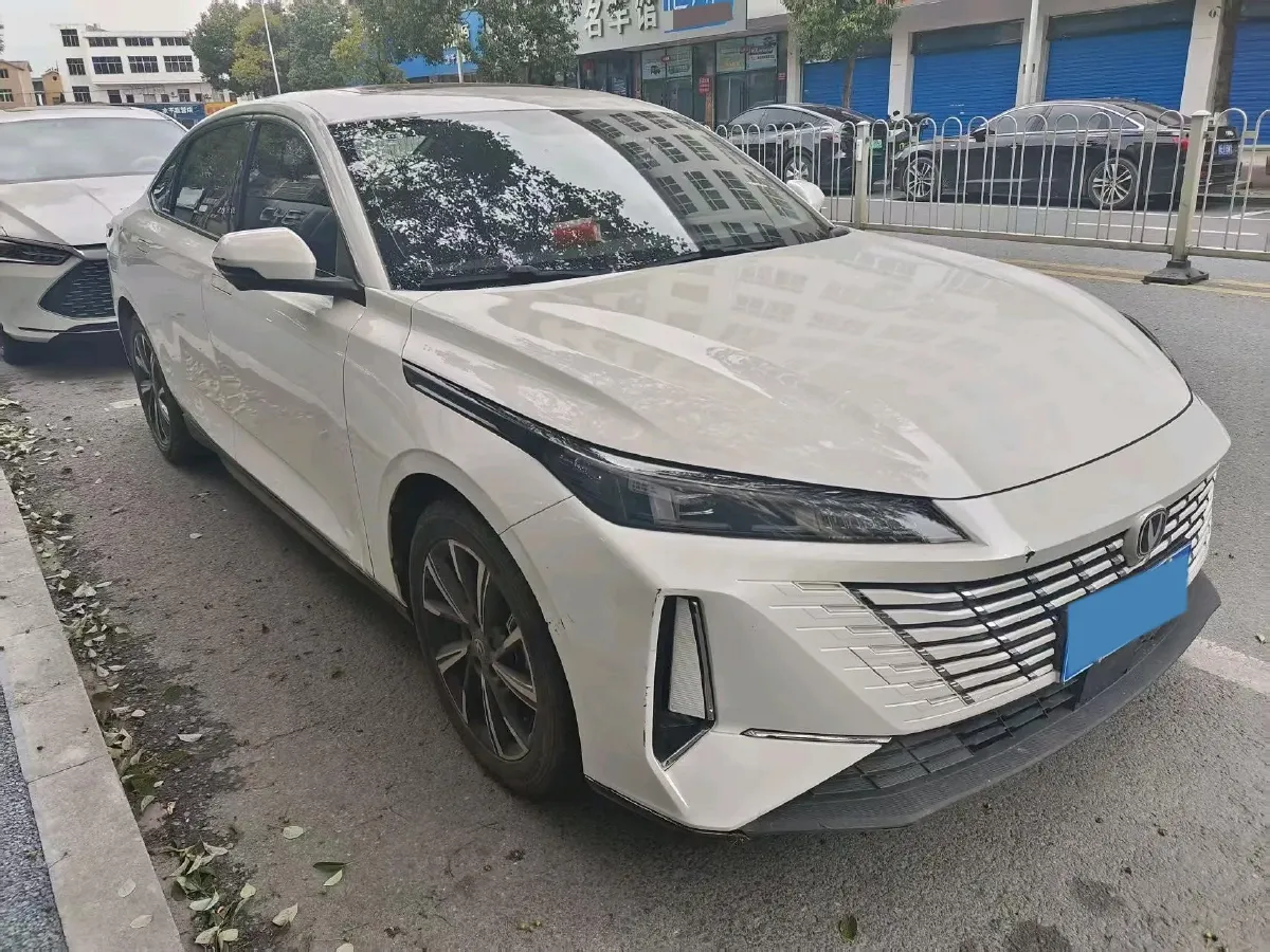 2024 ChangAn Eado 1.5T 170HP L4 7DCT,autocango,china used car exporter,china ev exporter,chinese used car exporter,chinese used ev exporter