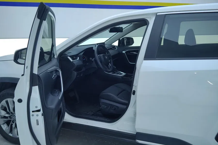 2021 Toyota Wildlander 2.5L 178HP L4 E-CVT Hybrid,autocango,china used car exporter,china ev exporter,chinese used car exporter,chinese used ev exporter