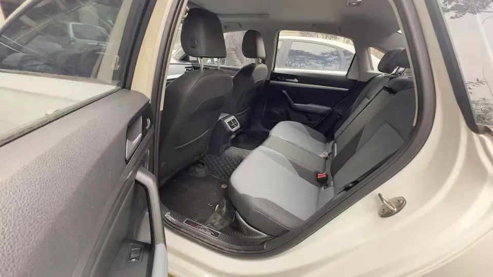 2023 Volkswagen Lavida 1.5L 113HP L4 6AT,autocango,china used car exporter,china ev exporter,chinese used car exporter,chinese used ev exporter