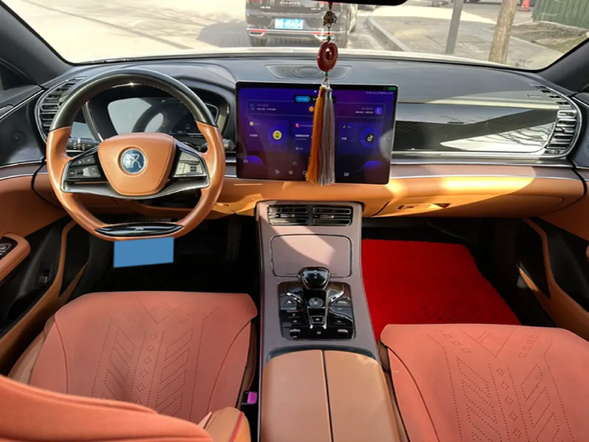 2022 Volkswagen Tiguan L 2.0T 186HP L4 7DCT,autocango,china used car exporter,china ev exporter,chinese used car exporter,chinese used ev exporter