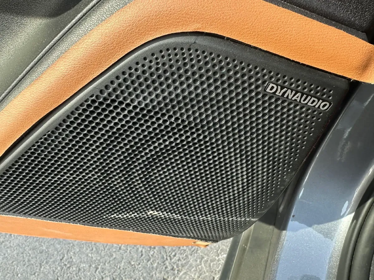 2022 Volkswagen Tiguan L 2.0T 186HP L4 7DCT,autocango,china used car exporter,china ev exporter,chinese used car exporter,chinese used ev exporter