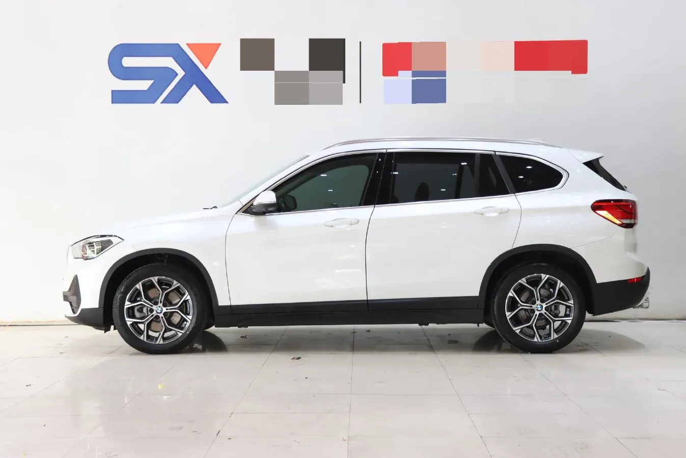 2021 BMW X1 2.0T 192HP L4 7DCT,autocango,china used car exporter,china ev exporter,chinese used car exporter,chinese used ev exporter