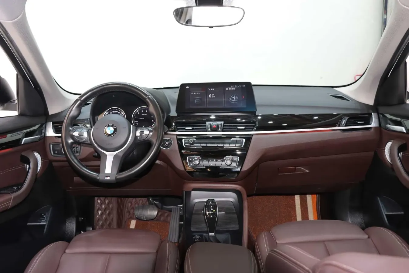 2021 BMW X1 2.0T 192HP L4 7DCT,autocango,china used car exporter,china ev exporter,chinese used car exporter,chinese used ev exporter