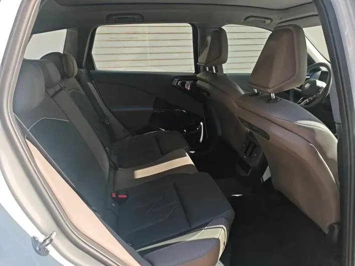 2025 BMW X3 2.0T 258HP L4 8AT,autocango,china used car exporter,china ev exporter,chinese used car exporter,chinese used ev exporter