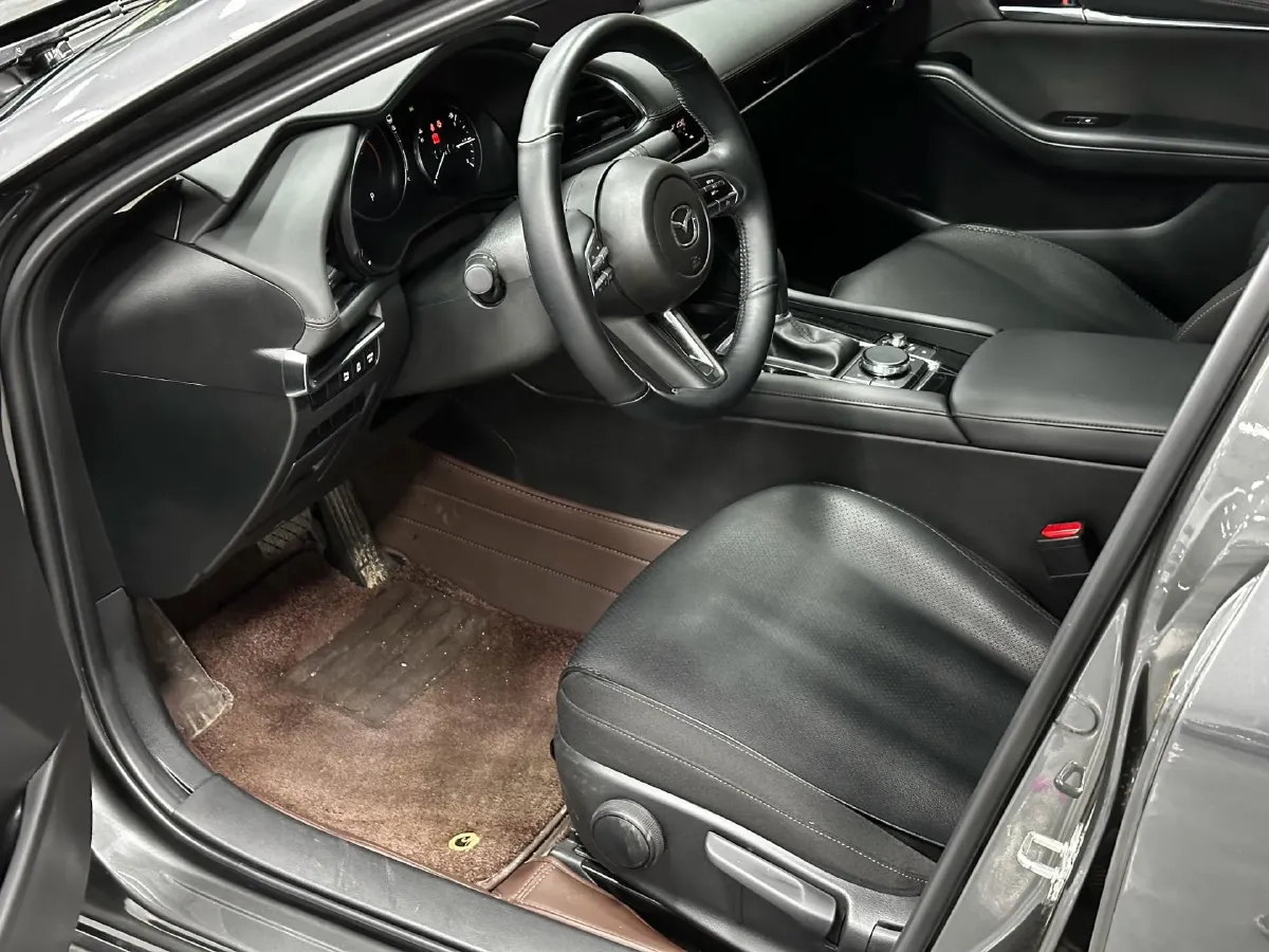 2023 Mazda 3 Axela 2.0L 158HP L4 6AT,autocango,china used car exporter,china ev exporter,chinese used car exporter,chinese used ev exporter