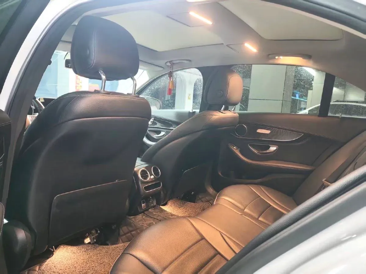 2020 Mercedes-Benz C Class 1.5T 184HP L4 9AT,autocango,china used car exporter,china ev exporter,chinese used car exporter,chinese used ev exporter