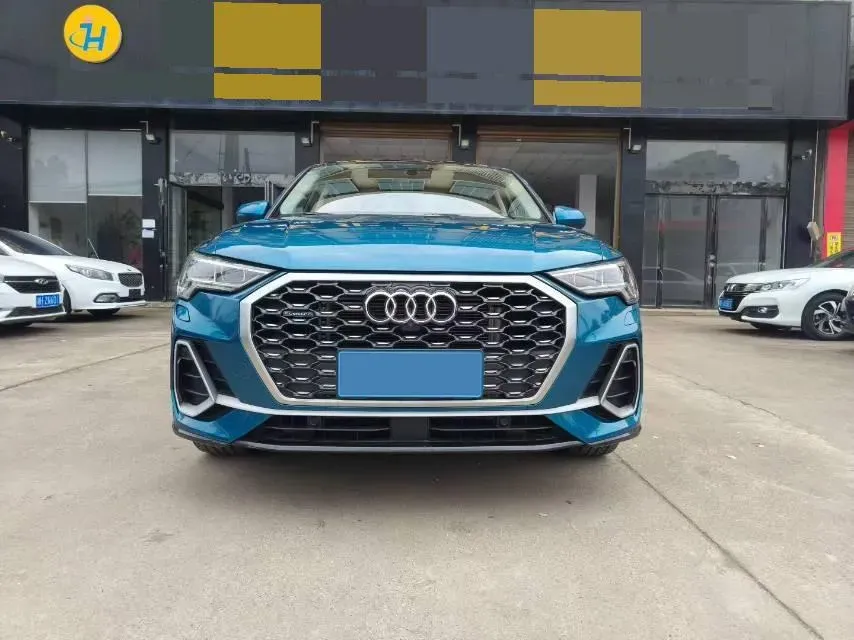 2020 Audi Q3 Sportback 2.0T 220HP L4 7DCT,autocango,china used car exporter,china ev exporter,chinese used car exporter,chinese used ev exporter