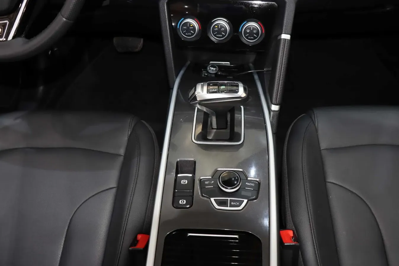 2019 Haval H6 1.5T 150HP L4 7DCT,autocango,china used car exporter,china ev exporter,chinese used car exporter,chinese used ev exporter