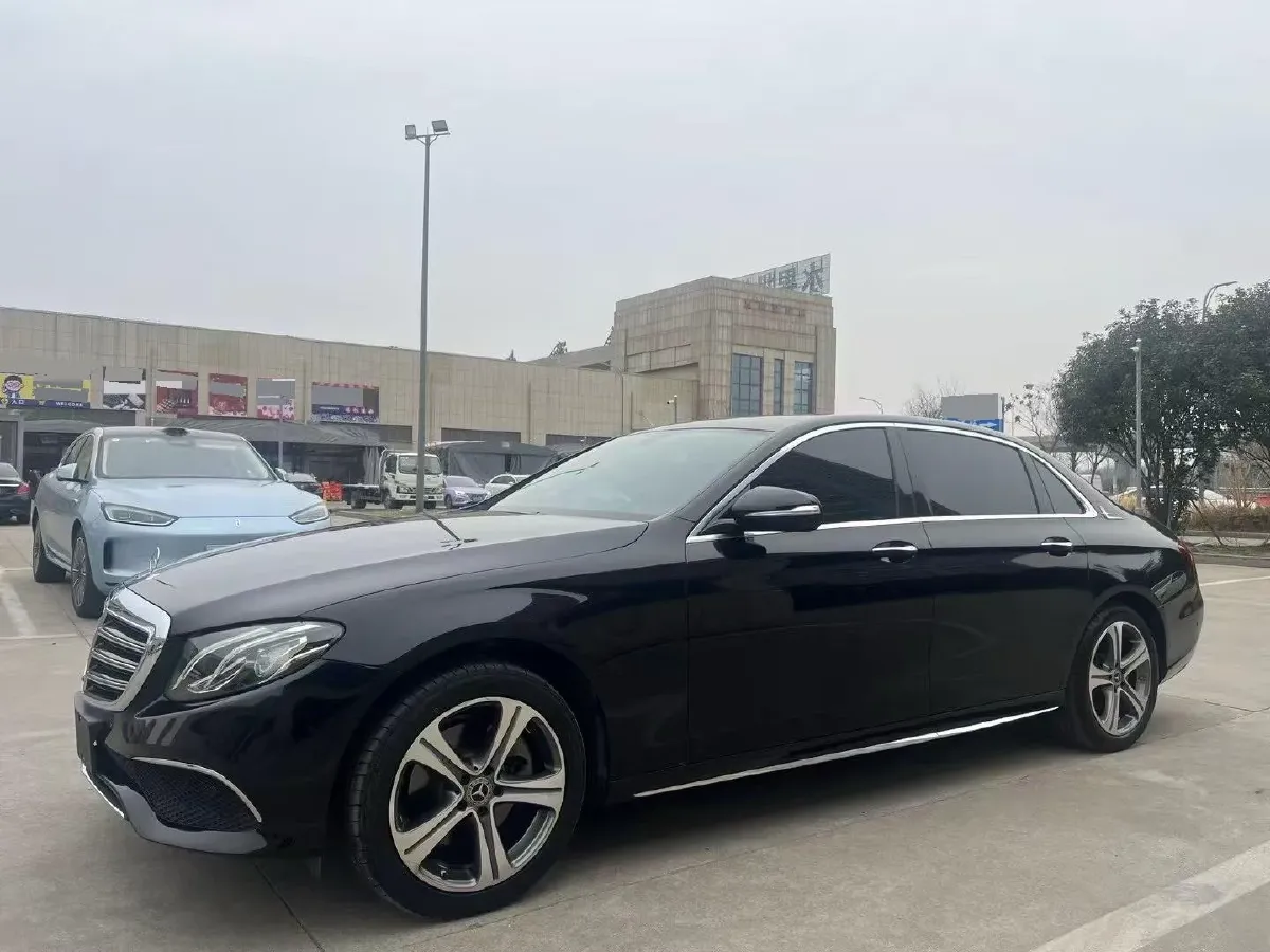 2020 Mercedes-Benz E Class 1.5T 184HP L4 9AT,autocango,china used car exporter,china ev exporter,chinese used car exporter,chinese used ev exporter