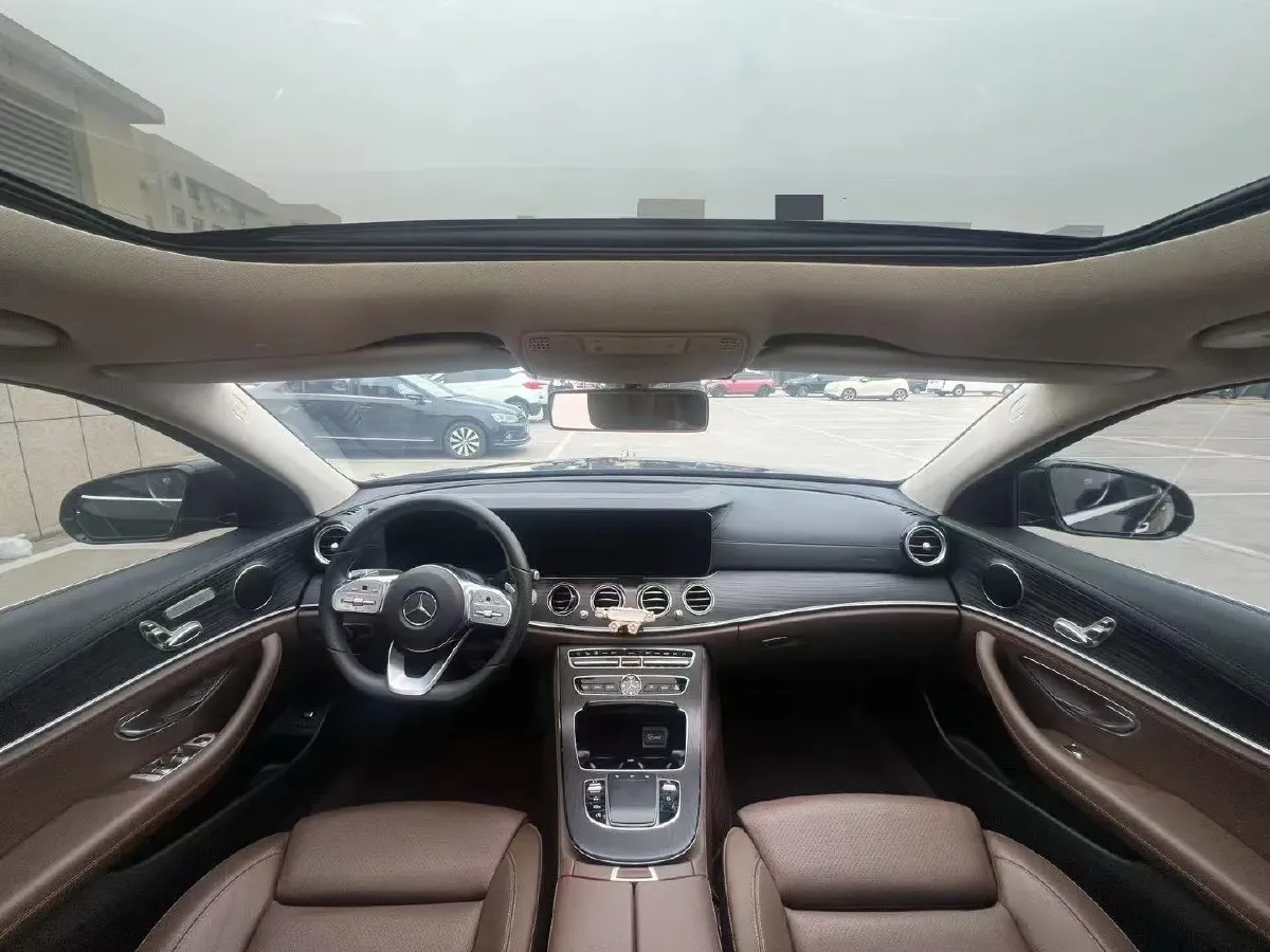 2020 Mercedes-Benz E Class 1.5T 184HP L4 9AT,autocango,china used car exporter,china ev exporter,chinese used car exporter,chinese used ev exporter