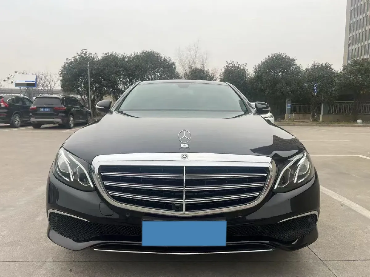 2020 Mercedes-Benz E Class 1.5T 184HP L4 9AT,autocango,china used car exporter,china ev exporter,chinese used car exporter,chinese used ev exporter