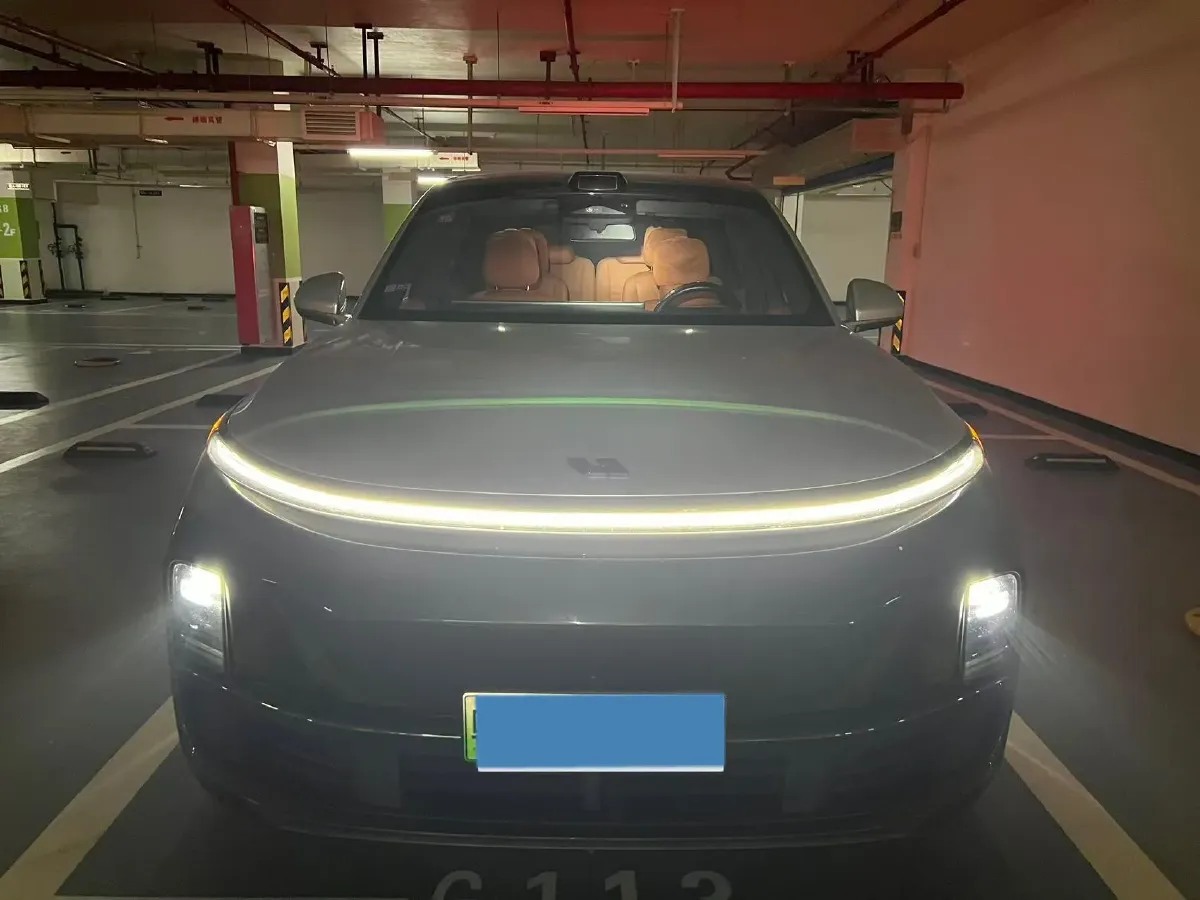 2022 Li L9 Range Extended 154HP REEV 42.6KWH,autocango,china used car exporter,china ev exporter,chinese used car exporter,chinese used ev exporter