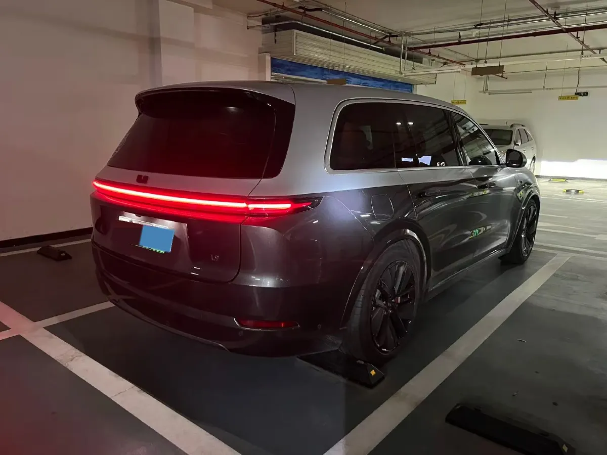 2022 Li L9 Range Extended 154HP REEV 42.6KWH,autocango,china used car exporter,china ev exporter,chinese used car exporter,chinese used ev exporter
