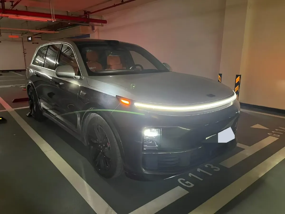 2022 Li L9 Range Extended 154HP REEV 42.6KWH,autocango,china used car exporter,china ev exporter,chinese used car exporter,chinese used ev exporter