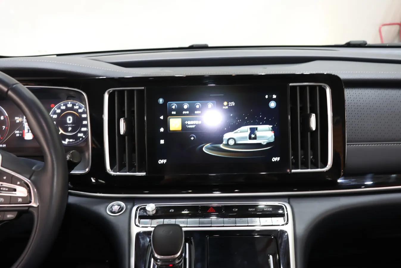 2021 GAC Trumpchi M8 2.0T 252HP L4 8AT,autocango,china used car exporter,china ev exporter,chinese used car exporter,chinese used ev exporter