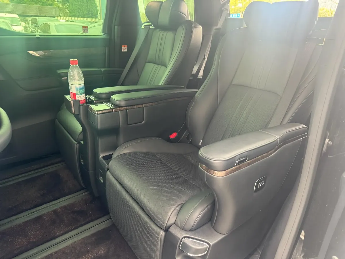 2021 Toyota Vellfire 2.5L 117HP L4 E-CVT Hybrid,autocango,china used car exporter,china ev exporter,chinese used car exporter,chinese used ev exporter