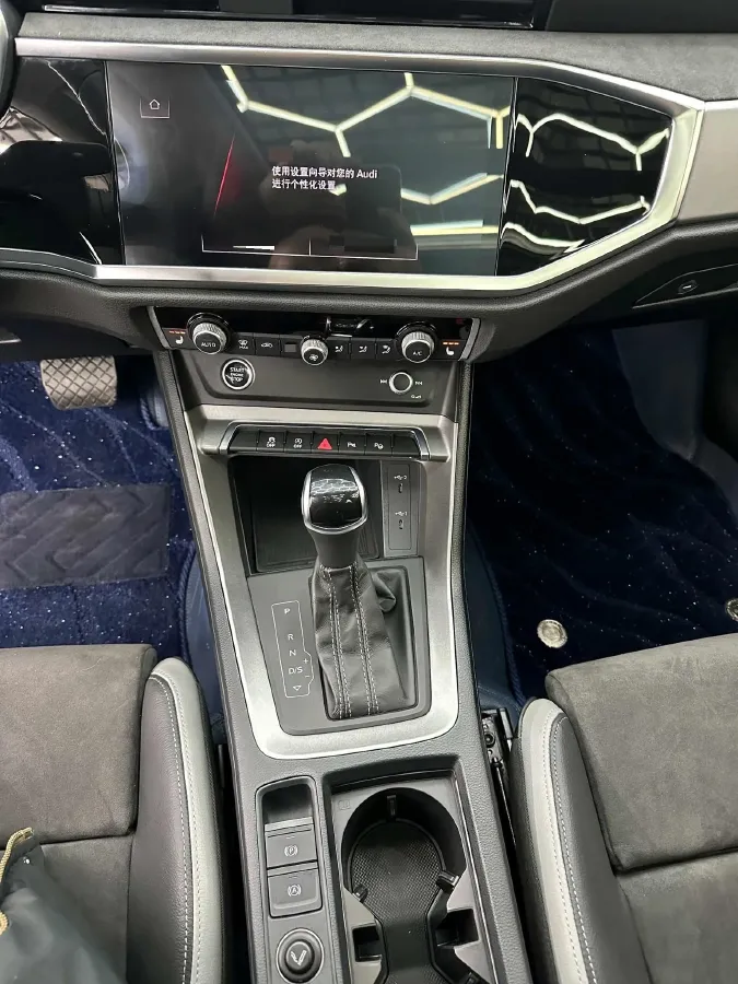 2022 Audi Q3 1.4T 150HP L4 7DCT,autocango,china used car exporter,china ev exporter,chinese used car exporter,chinese used ev exporter