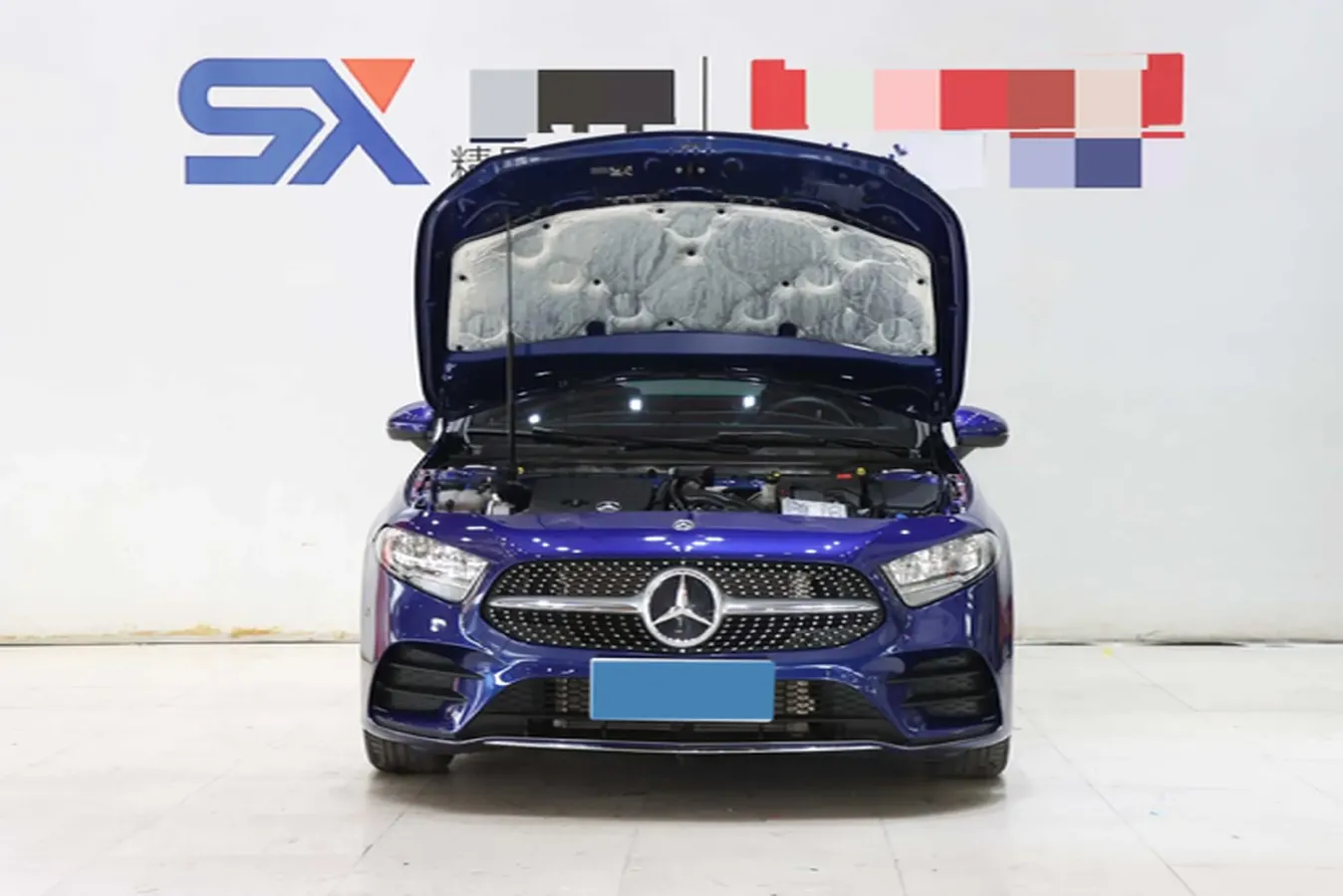 2020 Mercedes-Benz A Class 1.3T 136HP L4 7DCT,autocango,china used car exporter,china ev exporter,chinese used car exporter,chinese used ev exporter