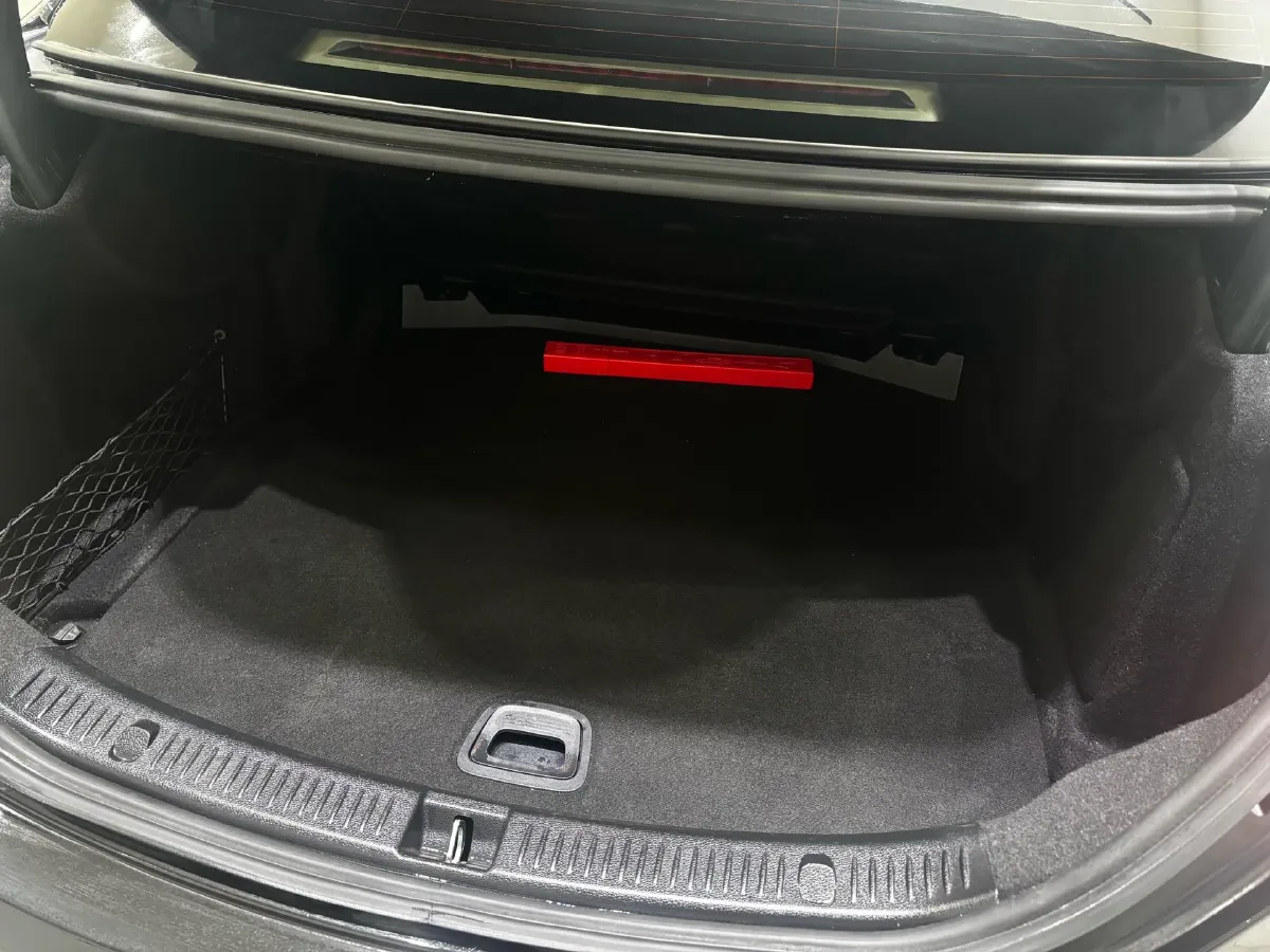 2021 Mercedes-Benz E Class 2.0T 258HP L4 9AT,autocango,china used car exporter,china ev exporter,chinese used car exporter,chinese used ev exporter