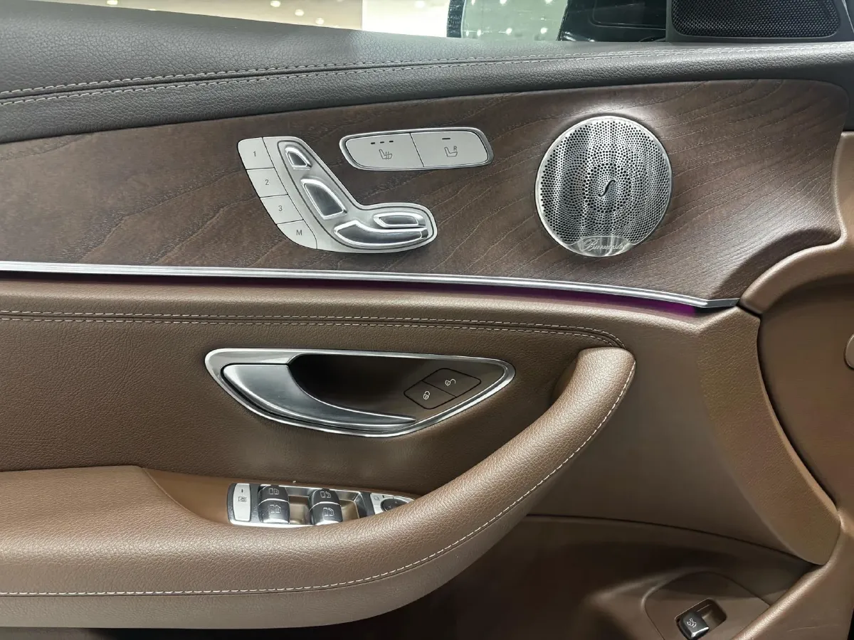 2021 Mercedes-Benz E Class 2.0T 258HP L4 9AT,autocango,china used car exporter,china ev exporter,chinese used car exporter,chinese used ev exporter