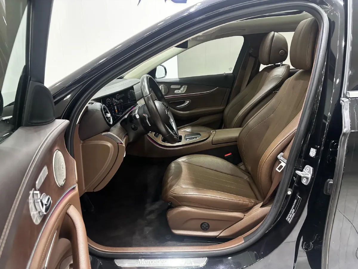 2021 Mercedes-Benz E Class 2.0T 258HP L4 9AT,autocango,china used car exporter,china ev exporter,chinese used car exporter,chinese used ev exporter