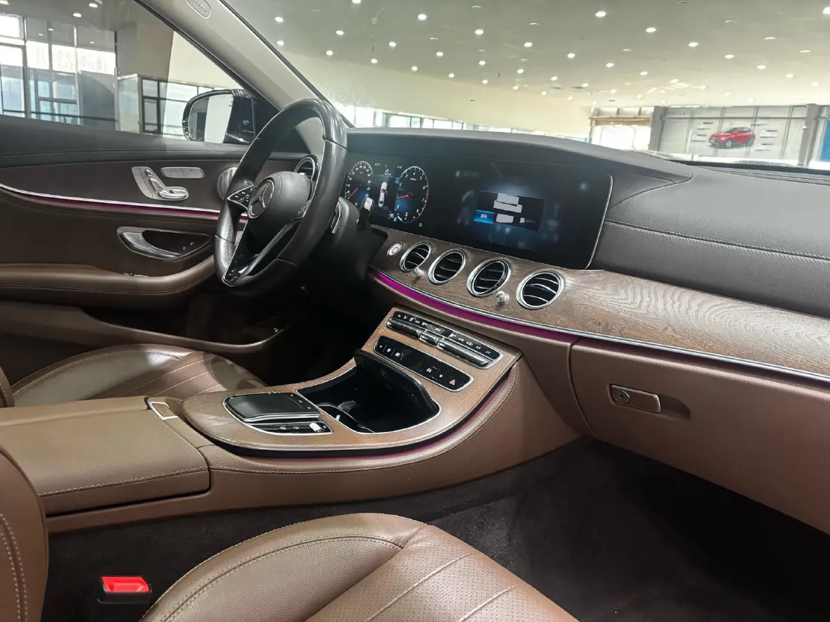 2021 Mercedes-Benz E Class 2.0T 258HP L4 9AT,autocango,china used car exporter,china ev exporter,chinese used car exporter,chinese used ev exporter