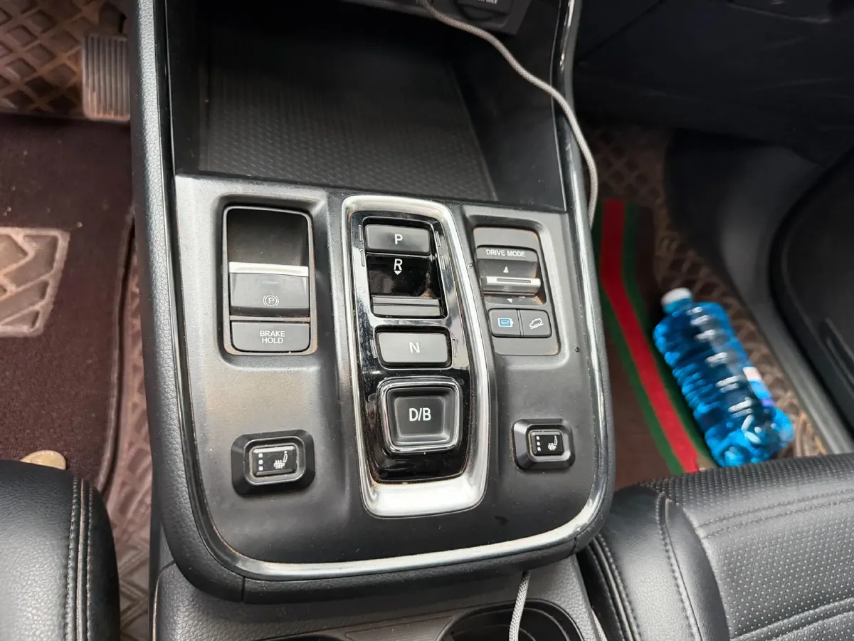 2023 Honda Breeze 2.0L 150HP L4 E-CVT PHEV 17.7KWH,autocango,china used car exporter,china ev exporter,chinese used car exporter,chinese used ev exporter